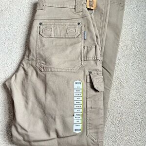 Duluth Trading Co Men's Cargo Pants - Brown